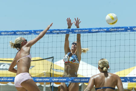 avp_manhattan_08-07-03_13.35.29_E82C9177