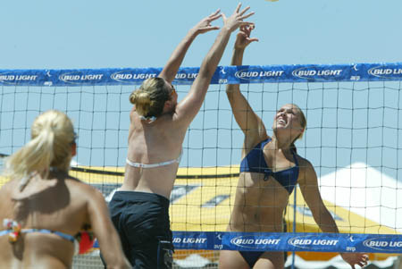 avp_manhattan_08-07-03_13.40.20_E82C9187