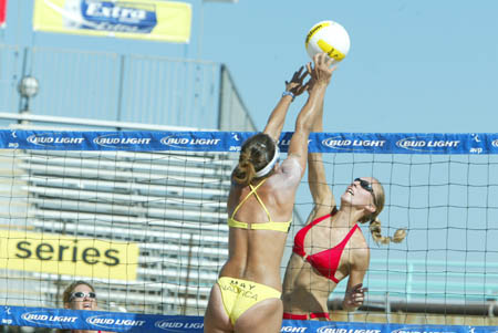 avp_manhattan_08-08-03_09.28.12_E82C9623