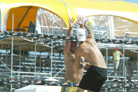 avp_manhattan_08-08-03_10.20.32_E82C9701
