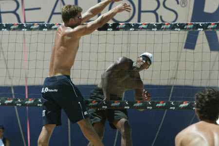 avp_manhattan_08-08-03_13.55.49_E82C0016