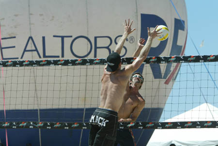 avp_manhattan_08-08-03_14.10.56_E82C0059