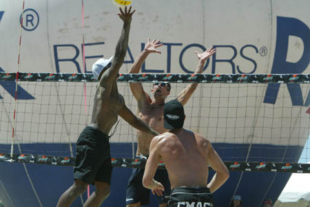 avp_manhattan_08-08-03_14.19.49_E82C0069