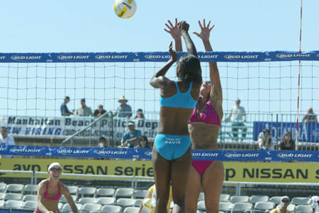 avp_manhattan_08-08-03_15.43.36_E82C0128