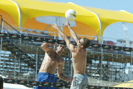 avp_manhattan_08-08-03_16.13.23_E82C0167