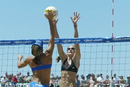 avp_manhattan_08-09-03_14.00.23_E82C1291