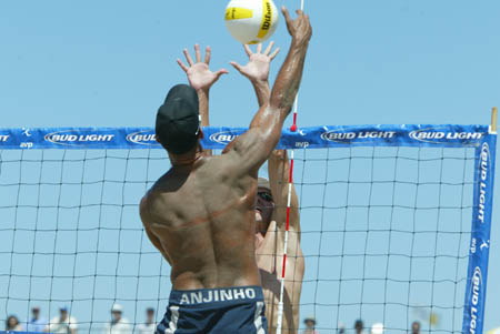 avp_manhattan_08-10-03_11.33.35_E82C2284