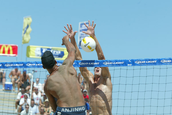 avp_manhattan_08-10-03_11.25.51_E82C2248